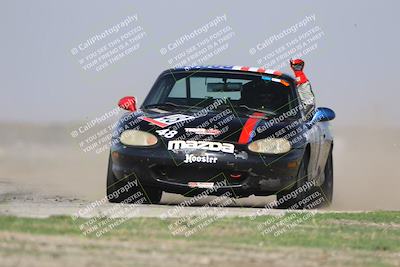 media/Oct-25-2025-CalClub SCCA (Sat) [[34c778dfbe]]/Group 4/Qualifying/